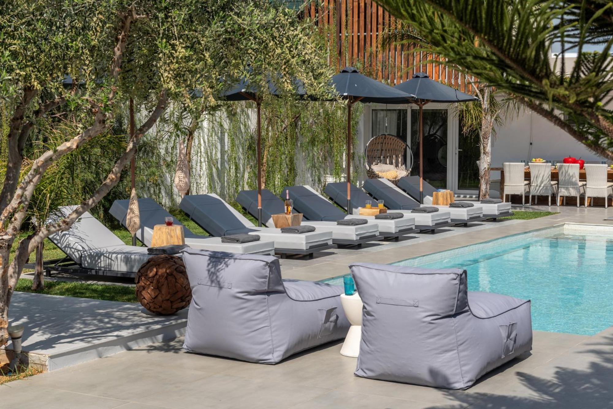Hypnosis Beachside Villa With Private Heated Pool 耶奥伊乌波利斯 外观 照片