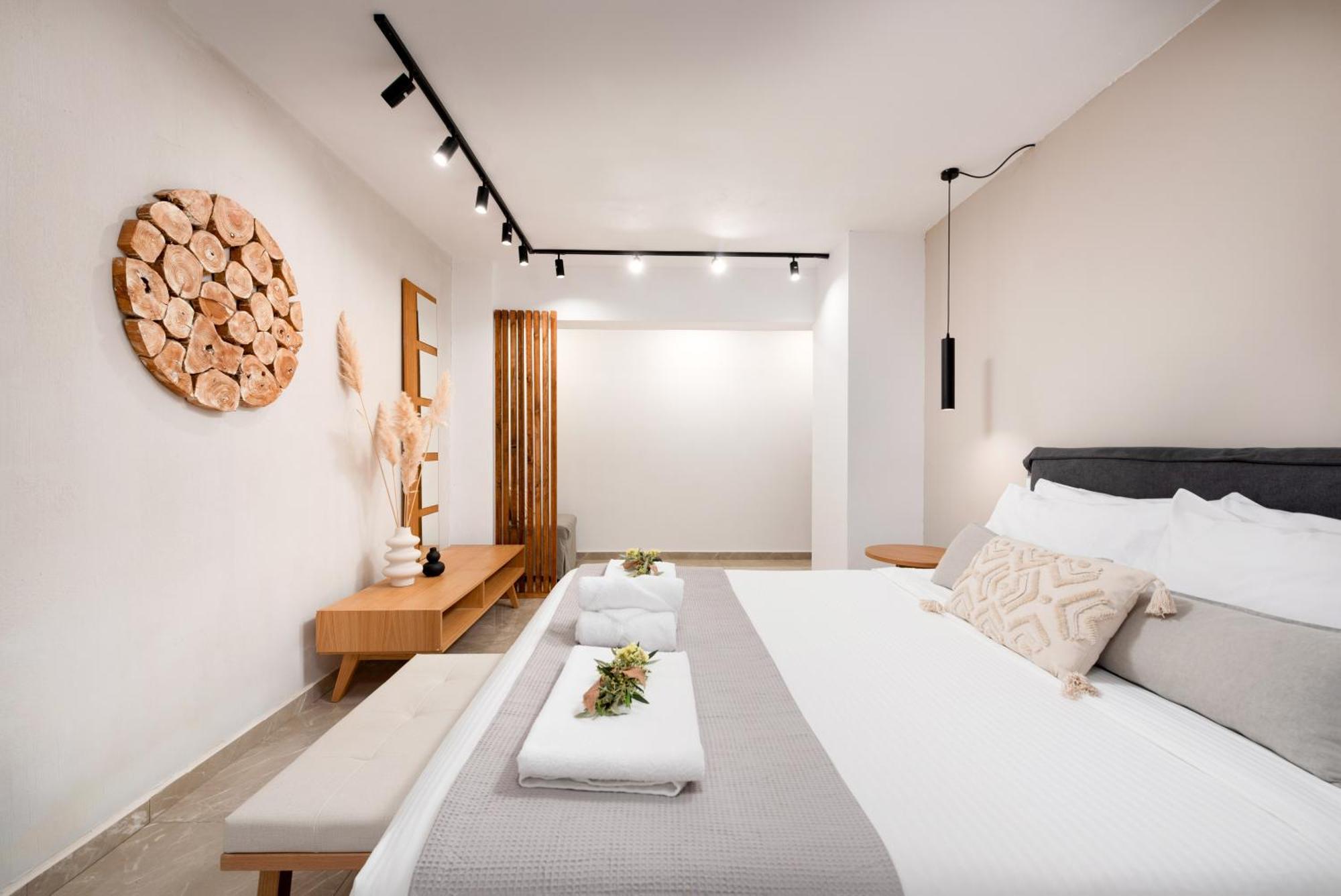 Hypnosis Beachside Villa With Private Heated Pool 耶奥伊乌波利斯 外观 照片
