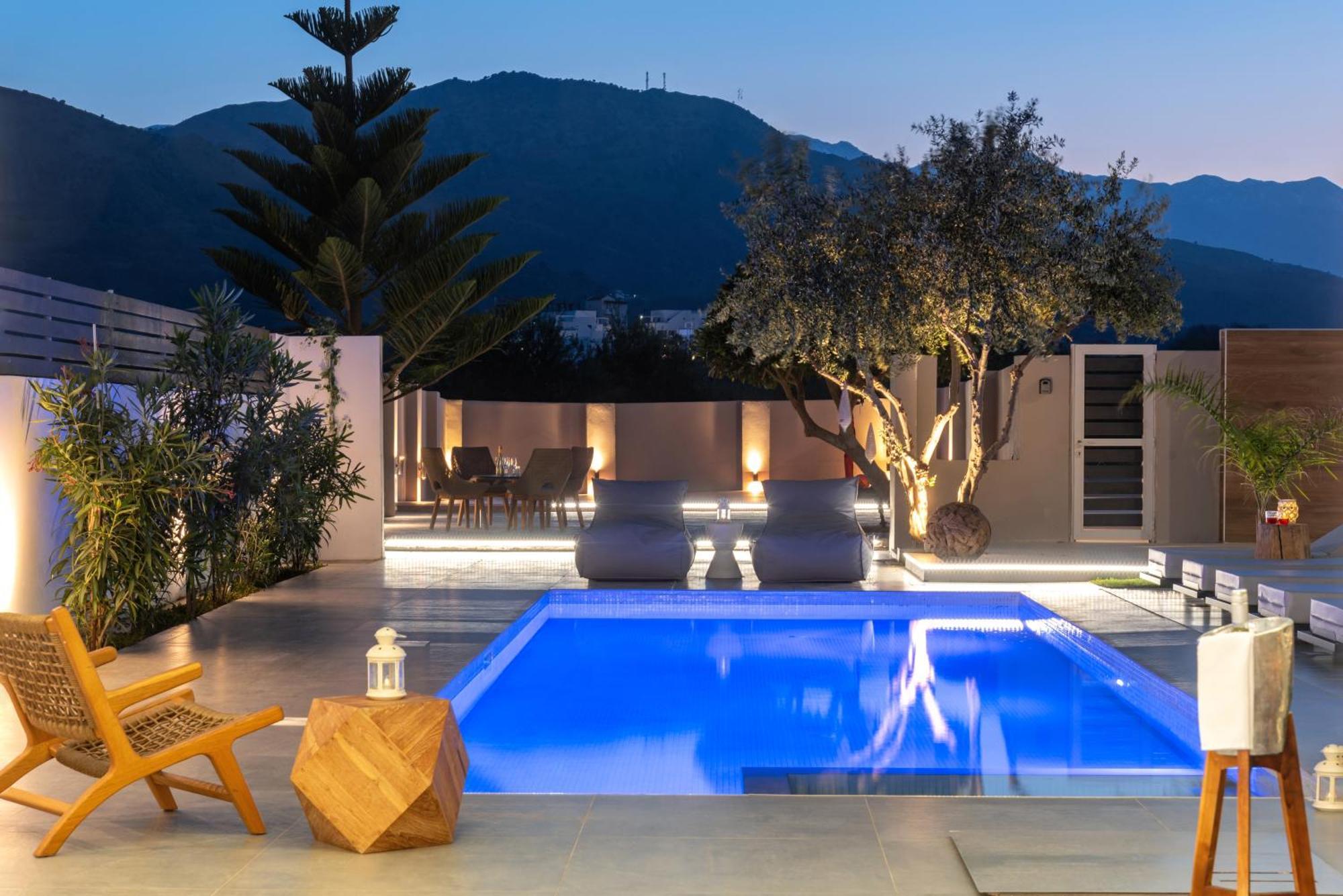 Hypnosis Beachside Villa With Private Heated Pool 耶奥伊乌波利斯 外观 照片
